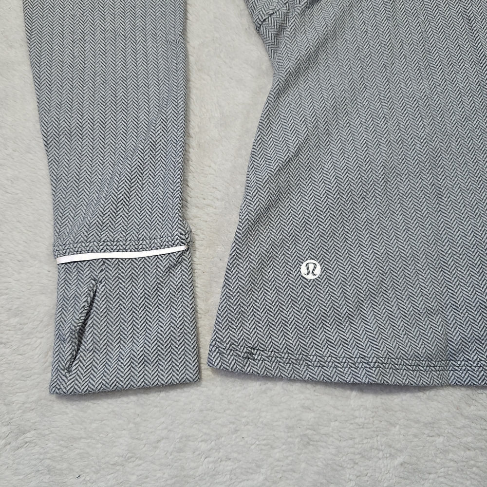 Lululemon Kanto Catch Me 1/2 Zip Heathered Herringbone Gray White LS Top Sz 8 - Picture 8 of 11